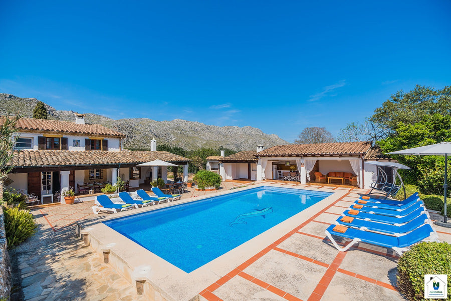 Außenansicht der Finca Can Giro bei Pollença, Mallorca