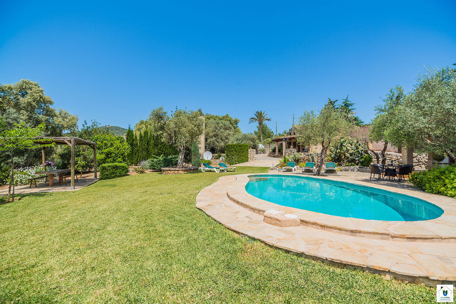 Ein Pool mit Kurven.