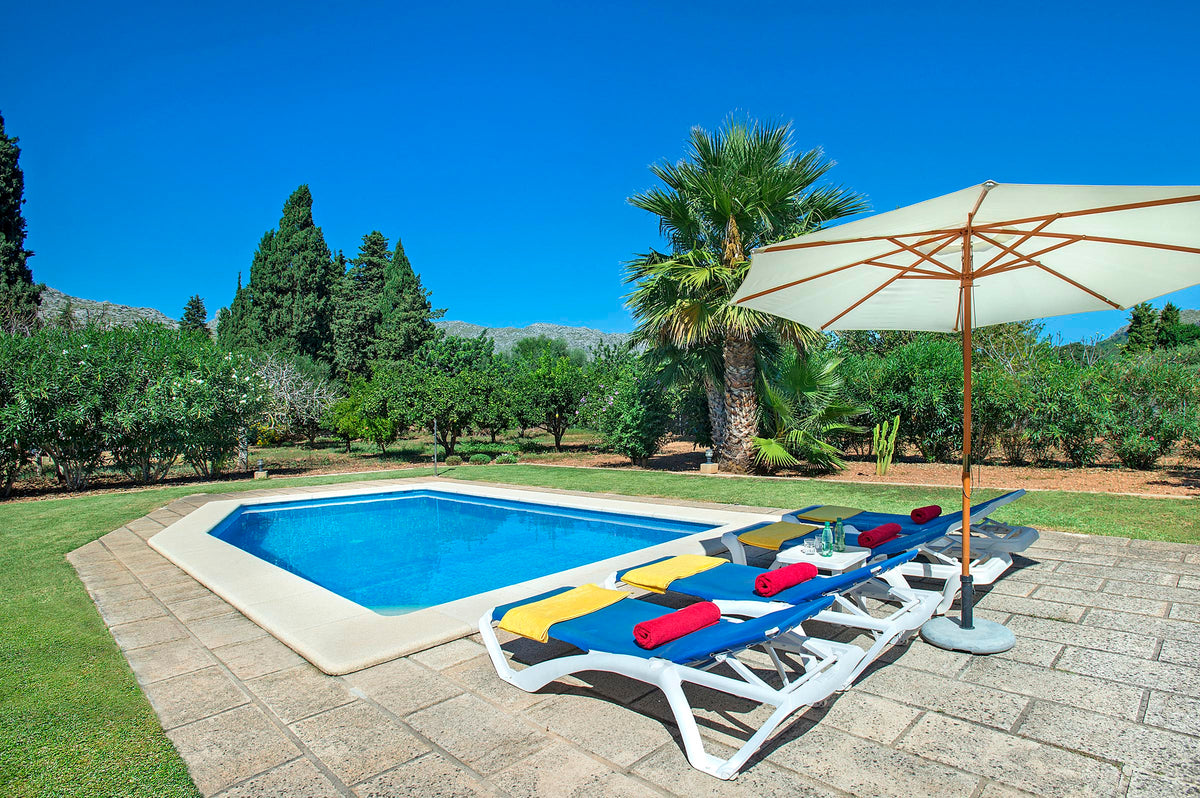 Pool der Finca Boi Verde bei Pollença, Mallorca