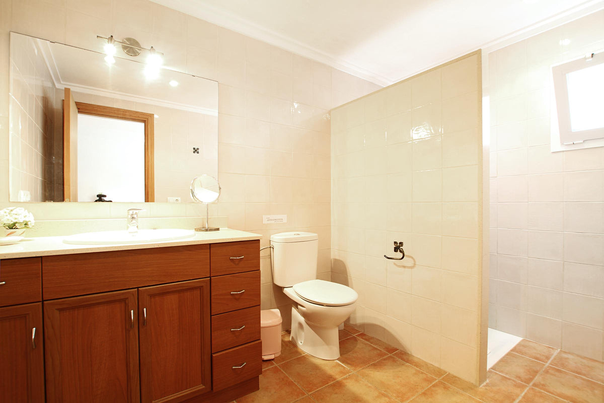 Badezimmer der Finca Can Maravella bei Pollença, Mallorca