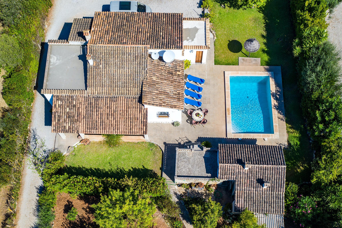 Pool der Finca Can Maravella bei Pollença, Mallorca