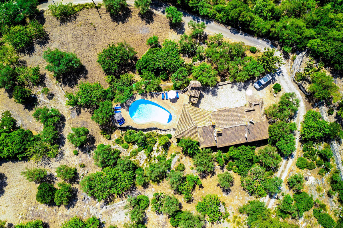 Pool der Finca Encinas bei Pollença, Mallorca