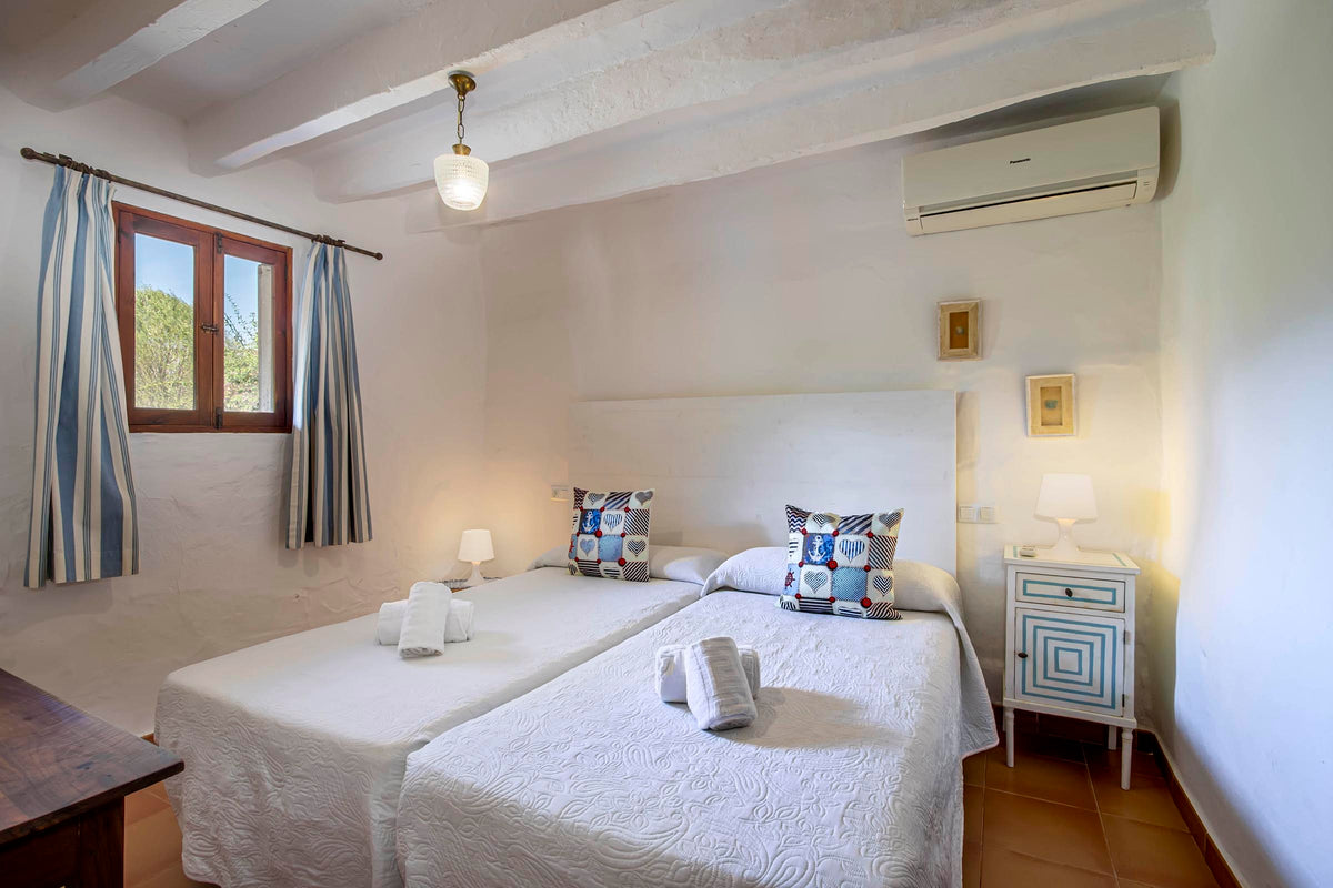 Schlafzimmer der Finca Es Panadet bei Pollença, Mallorca