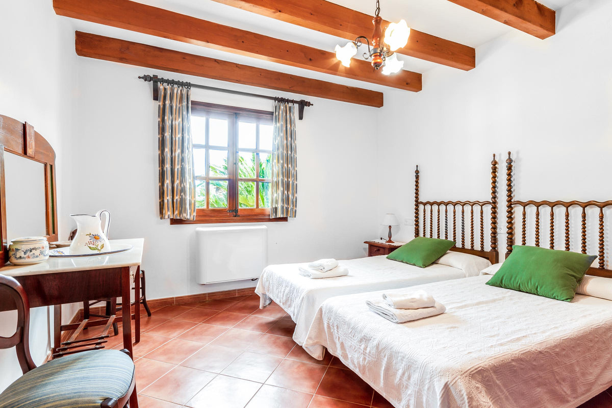 Schlafzimmer der Finca Es Reiet bei Pollença, Mallorca