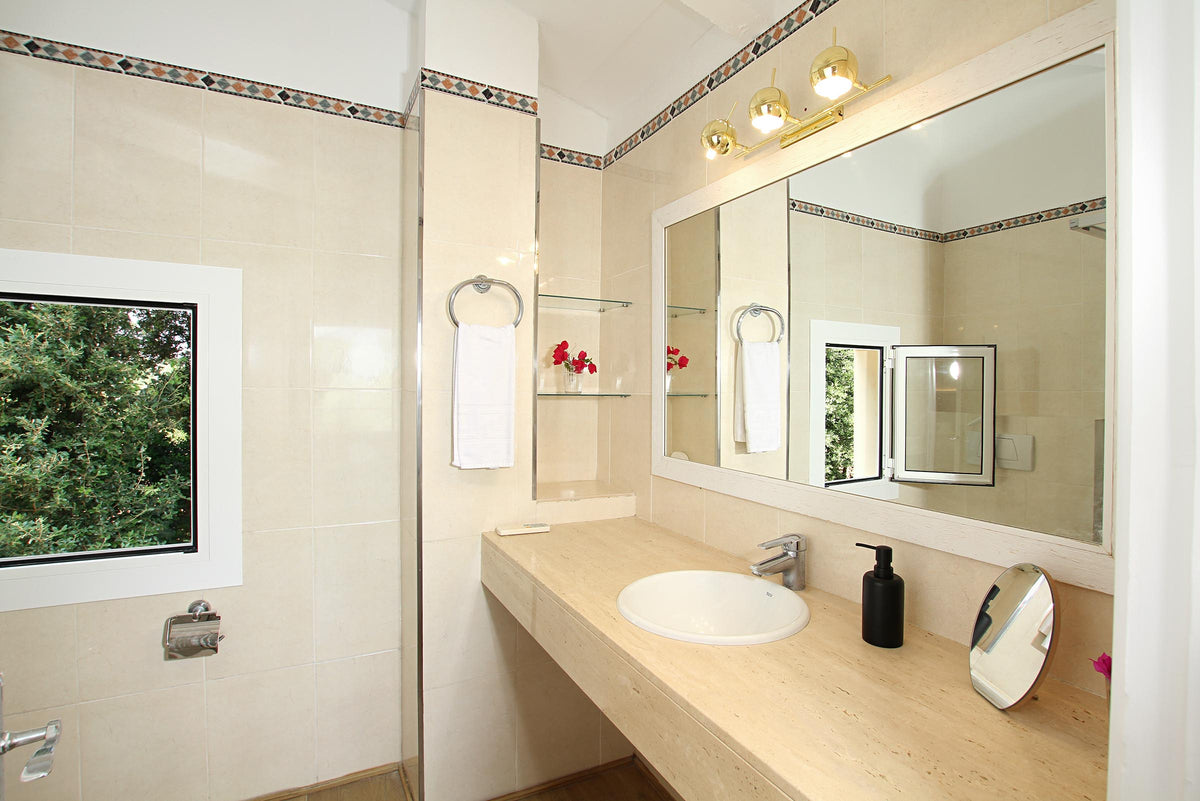 Badezimmer der Finca La Encina bei Pollença, Mallorca