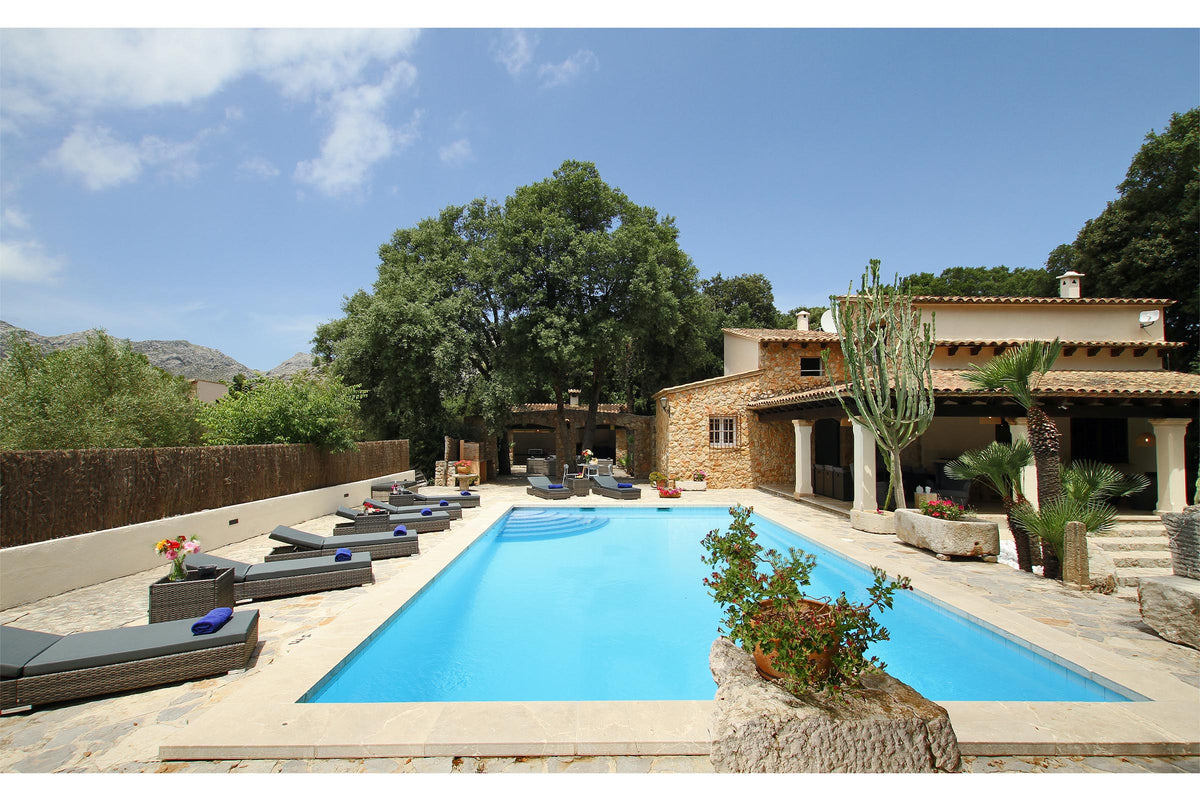 Pool der Finca La Encina bei Pollença, Mallorca