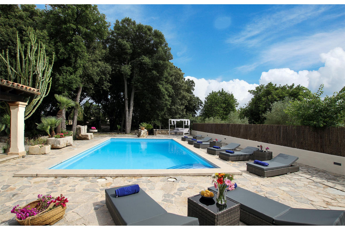 Pool der Finca La Encina bei Pollença, Mallorca