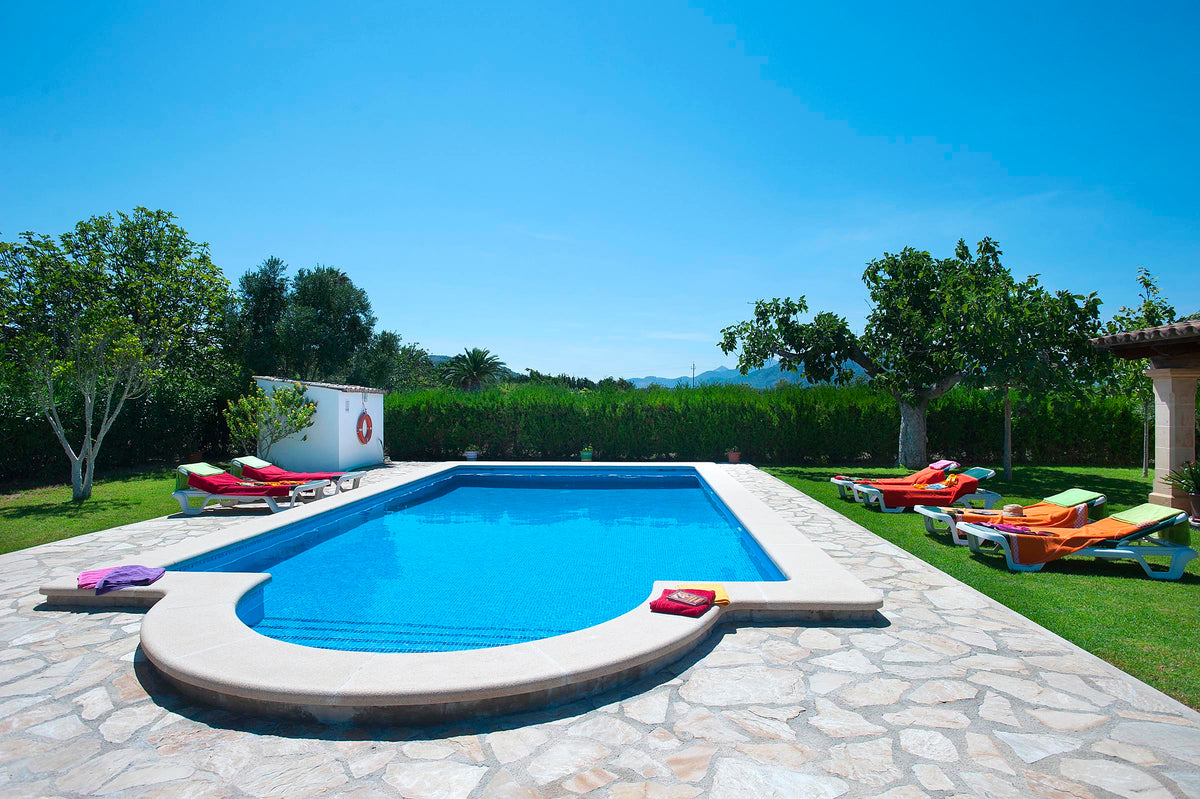 Pool der Finca Nobleza bei Alcúdia, Mallorca