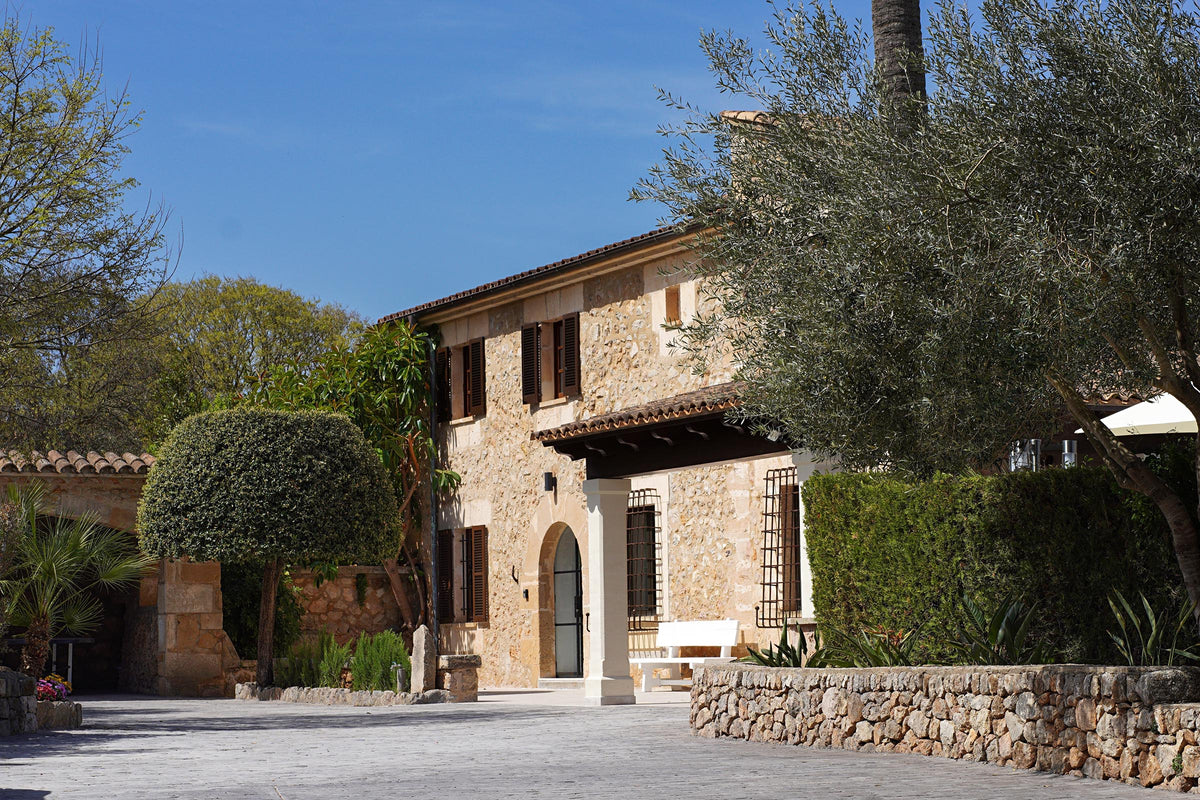 Außenansicht der Finca Palma Papa bei Cala Sant Vicenç, Mallorca