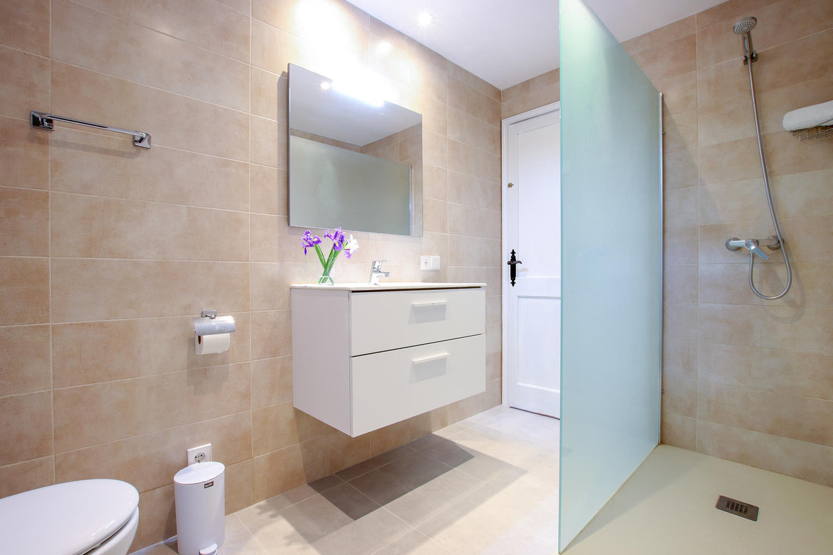 Badezimmer der Finca Palma Papa bei Cala Sant Vicenç, Mallorca