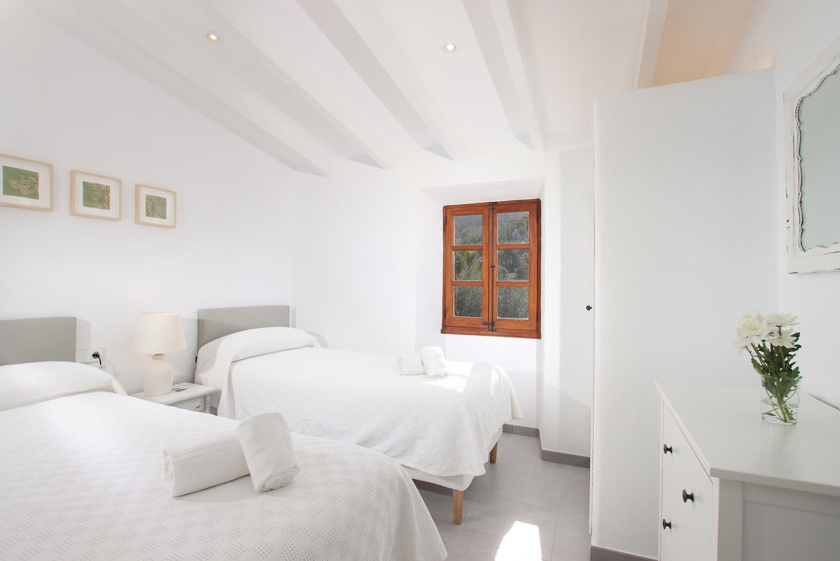 Schlafzimmer der Finca Palma Papa bei Cala Sant Vicenç, Mallorca