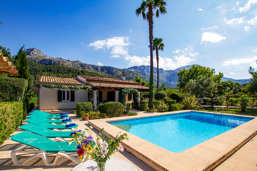 Pool der Finca Plan Verde bei Pollença, Mallorca