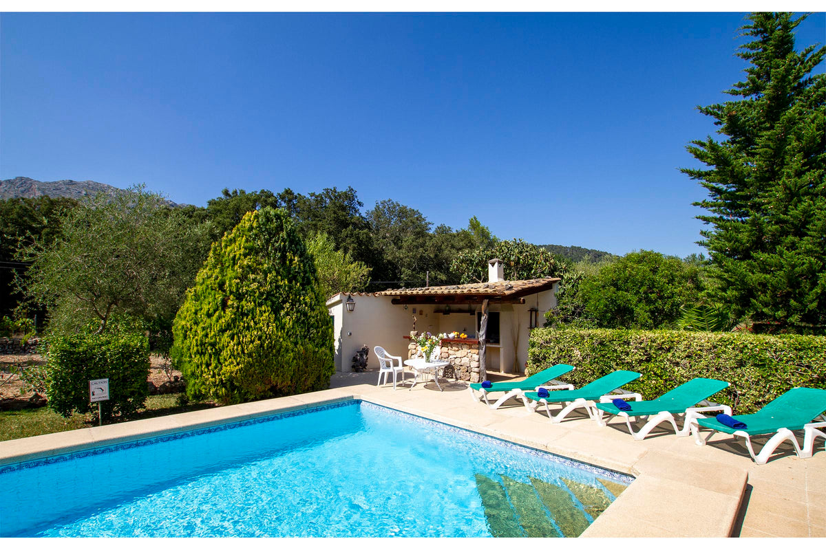 Pool der Finca Plan Verde bei Pollença, Mallorca