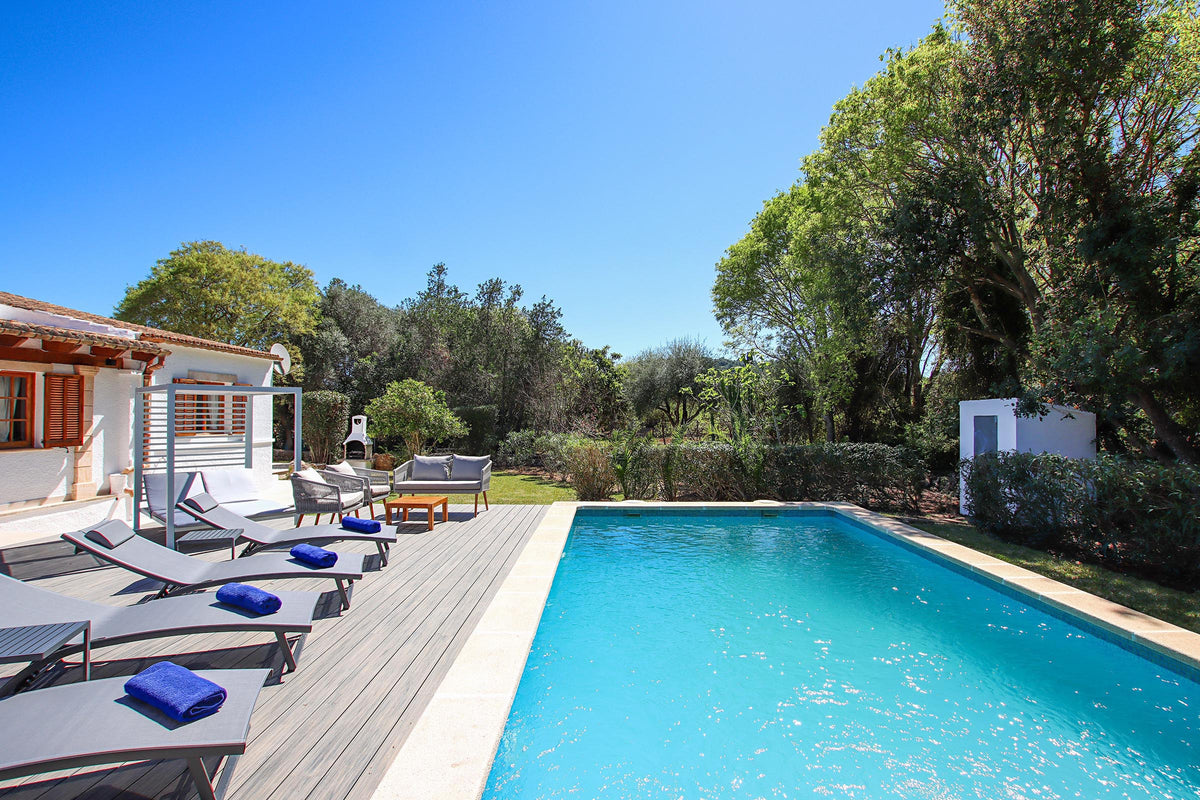 Pool der Finca Sa Felicitat bei Pollença, Mallorca