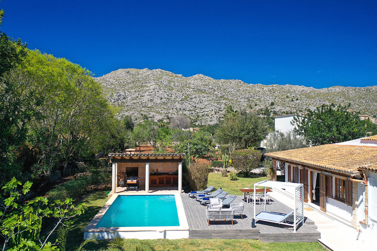 Pool der Finca Sa Felicitat bei Pollença, Mallorca