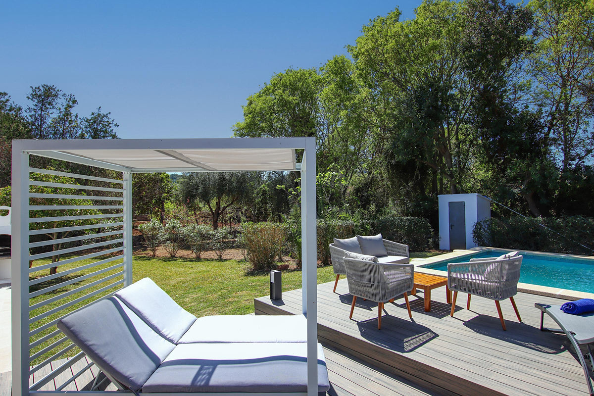 Terrasse der Finca Sa Felicitat bei Pollença, Mallorca