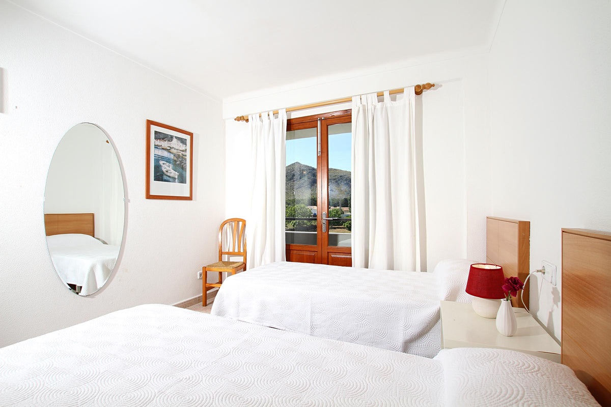 Schlafzimmer der Finca Son Florina bei Port de Pollença, Mallorca