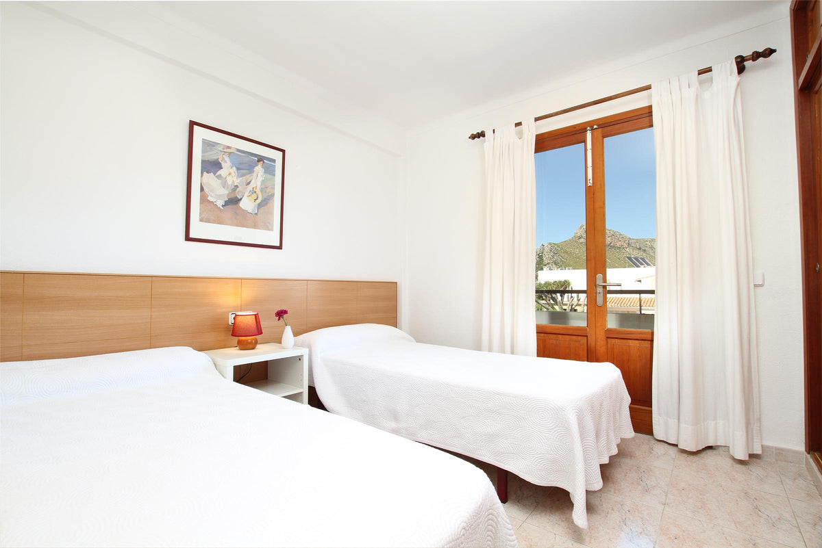 Schlafzimmer der Finca Son Florina bei Port de Pollença, Mallorca