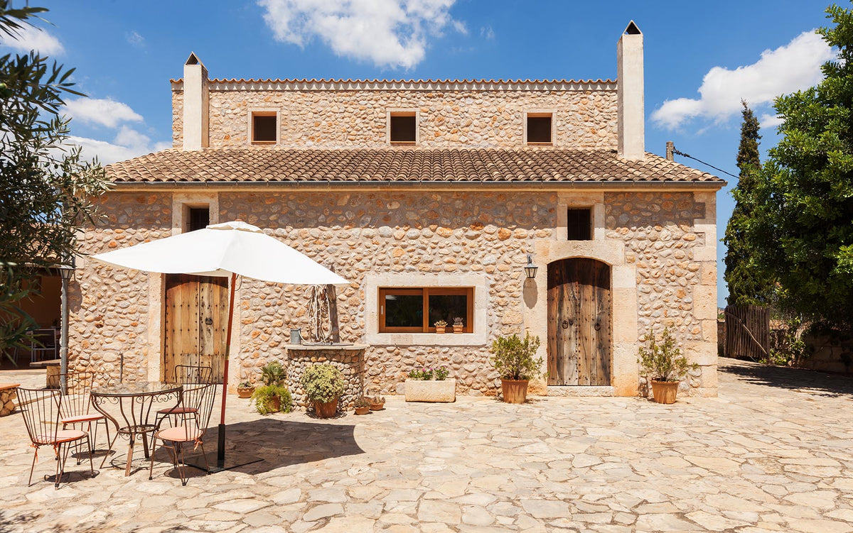 Terrasse der Finca Son Frari bei Búger, Mallorca