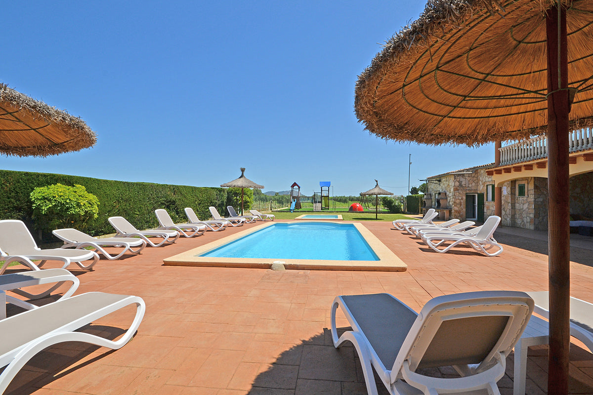 Privater Pool der Finca Son Lluny bei Sencelles, Mallorca