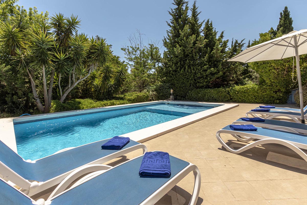 Pool der Finca Son Puig bei Pollença, Mallorca