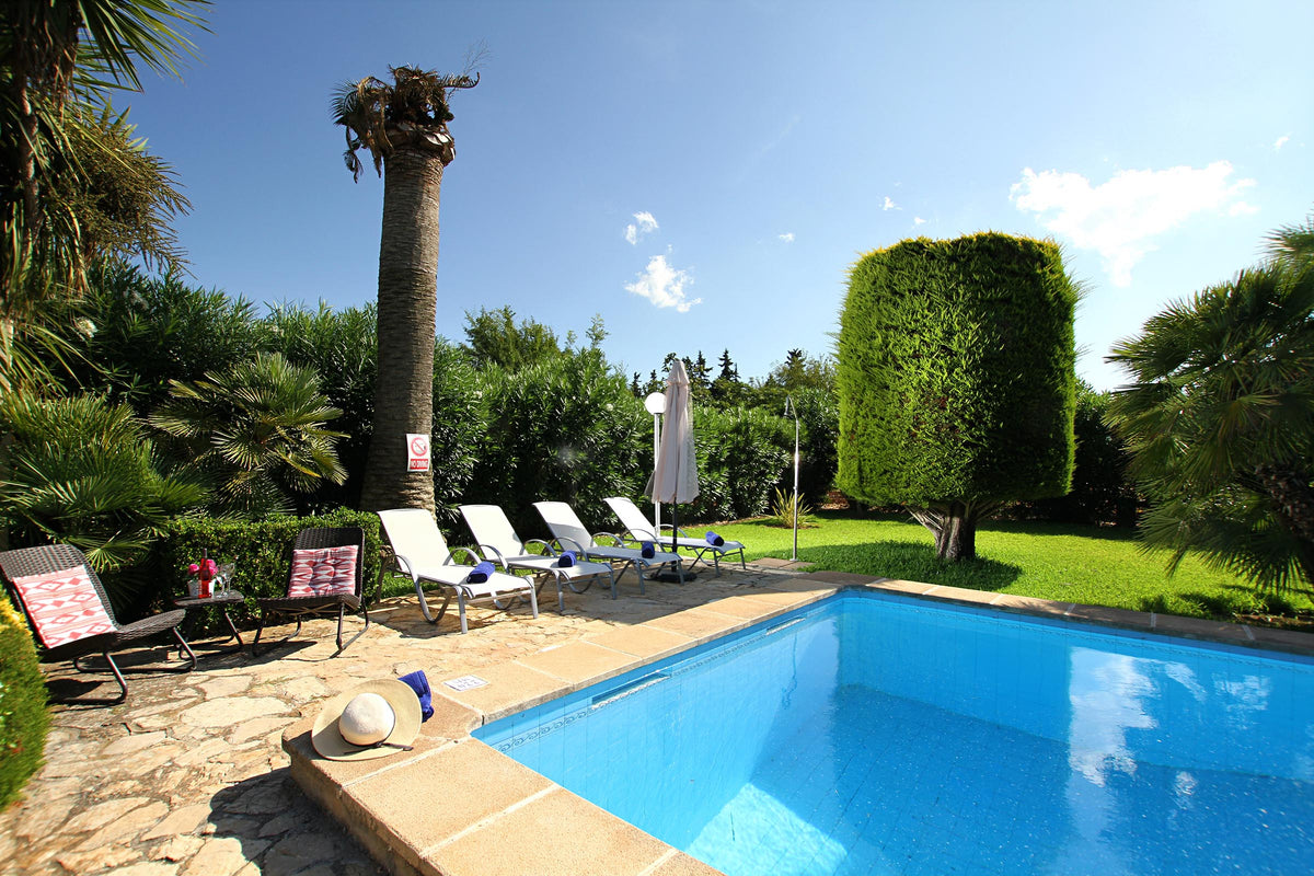 Pool der Finca Son Verd bei Pollença, Mallorca