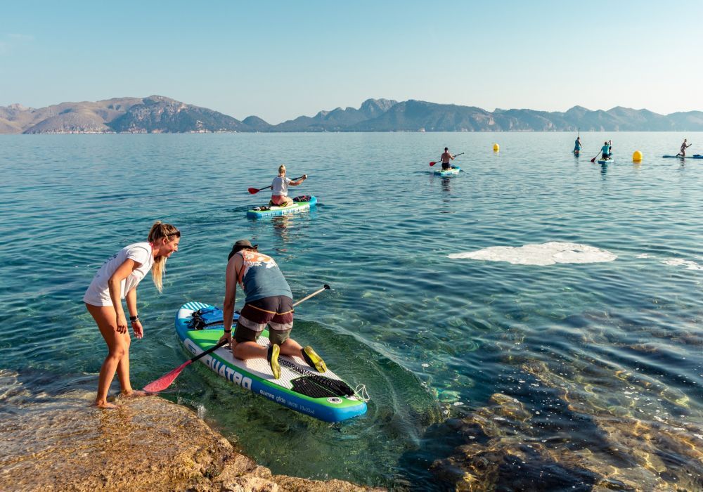 Geführte SUP-Tour an der Küste von Alcúdia