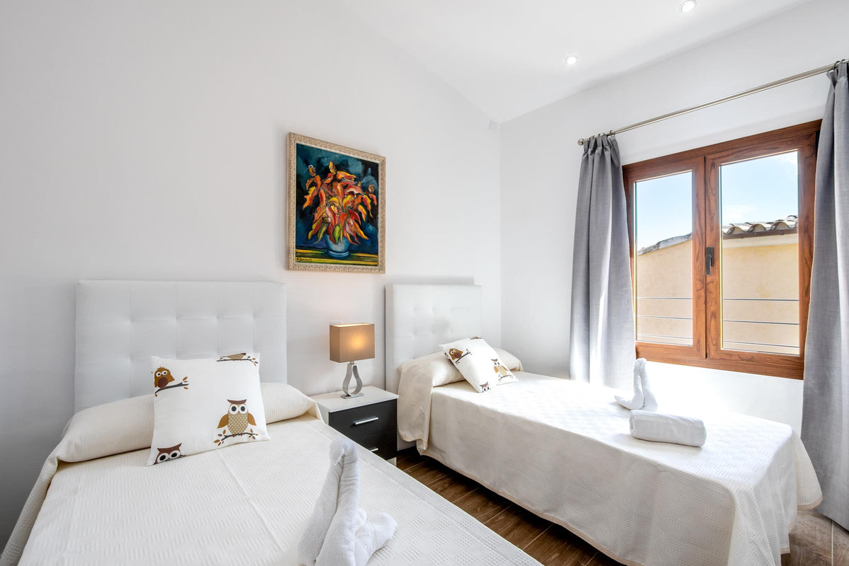 Schlafzimmer der Finca La Perla d’Horta bei Pollença, Mallorca