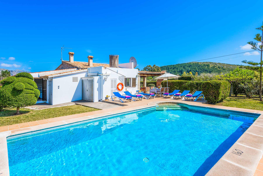 Pool der Villa Encantada bei Port de Pollença, Mallorca