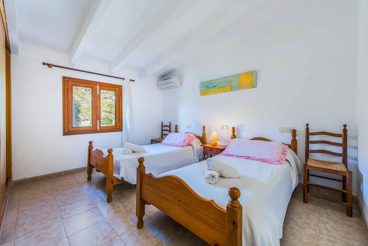 Schlafzimmer der Villa Encantada bei Port de Pollença, Mallorca