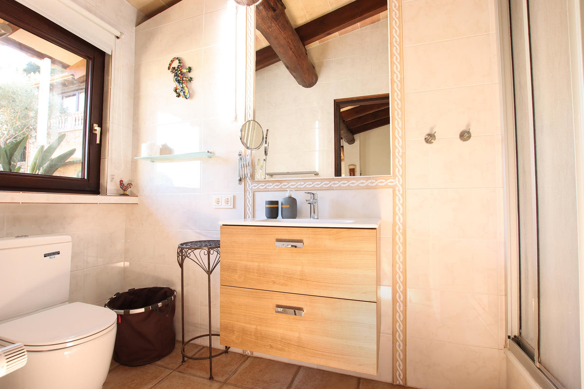 Badezimmer der Villa Horizonte bei Pollença, Mallorca