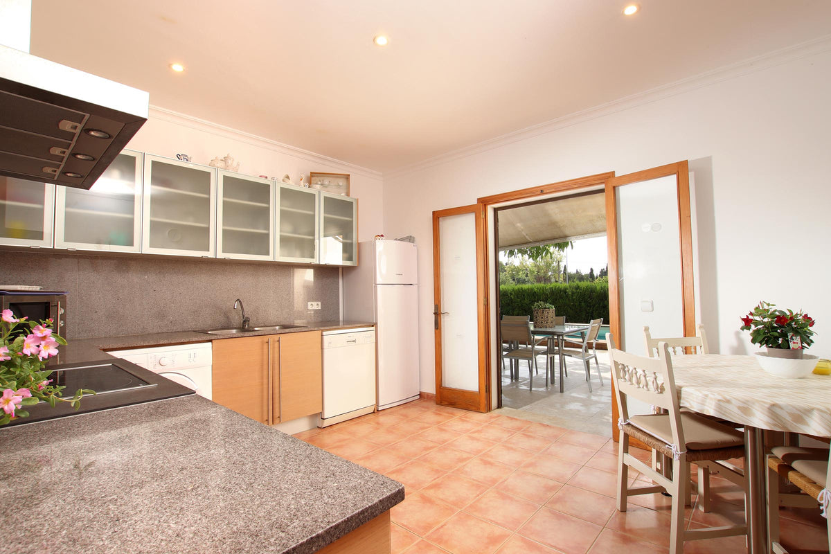 Küche der Villa Provenza Petit bei Port de Pollença, Mallorca