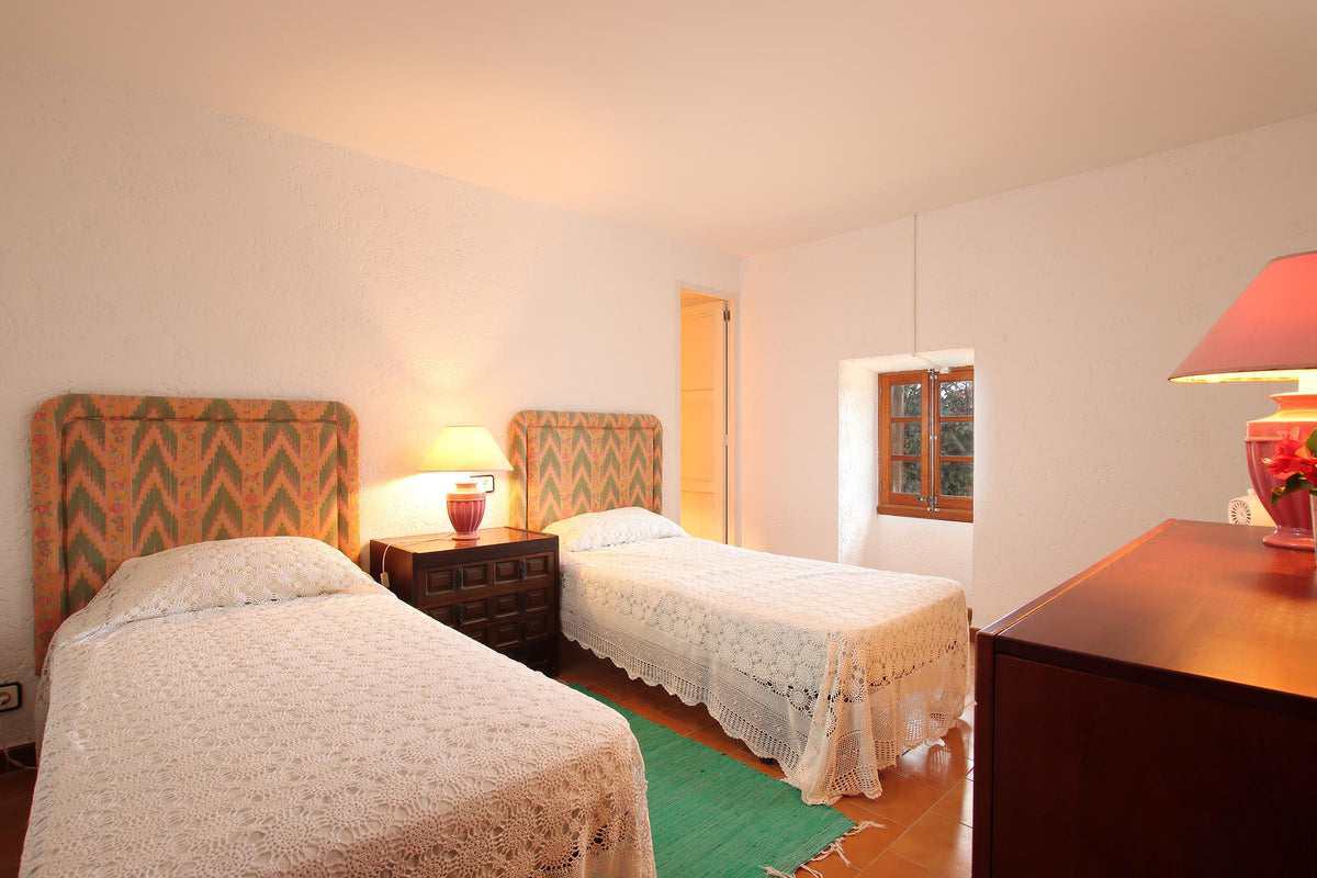 Schlafzimmer der Villa Sa Lluna bei Pollença, Mallorca