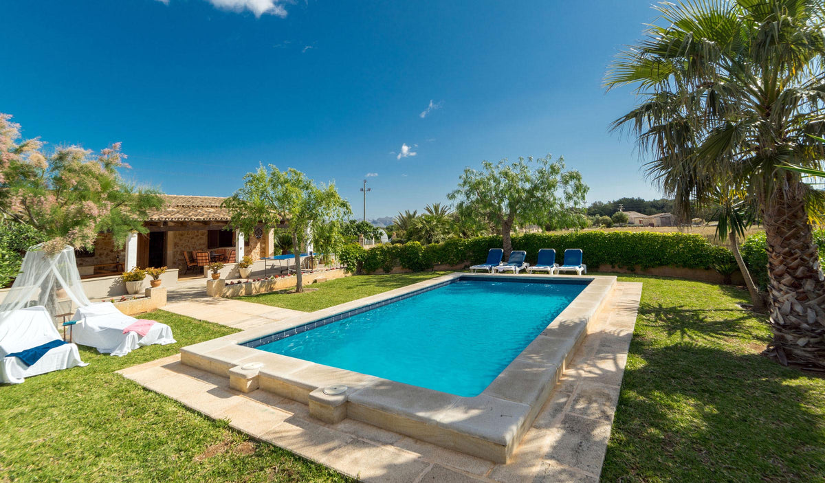 Pool der Villa Sa Pleta bei Alcúdia, Mallorca