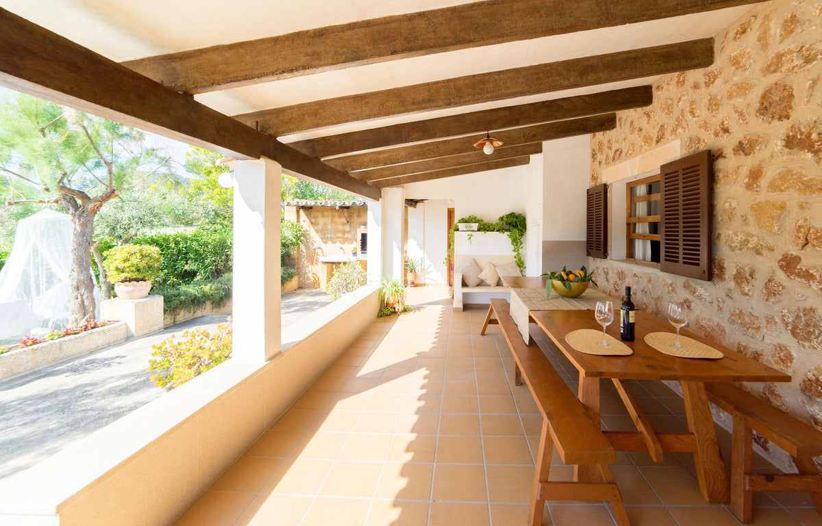 Terrasse der Villa Sa Pleta bei Alcúdia, Mallorca