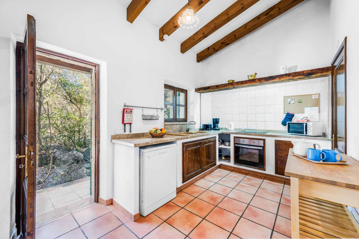 Küche der Villa Son Amat bei Cala Sant Vicenç, Mallorca