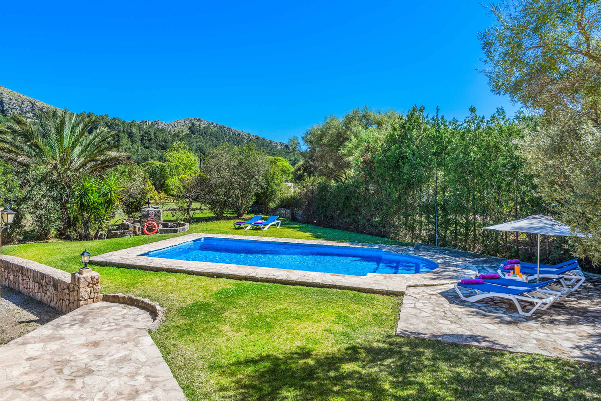 Pool der Villa Son Amat bei Cala Sant Vicenç, Mallorca