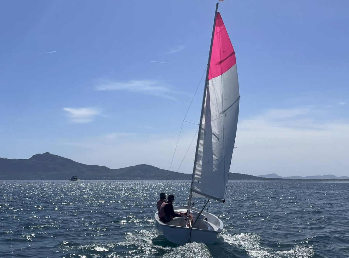 Jolle oder Kielboot mieten in Port de Pollença
