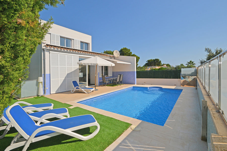 Chalet Domus Genti in Son Serra de Marina, Mallorca