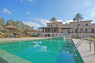 Privater Pool des Ferienhauses Grandina bei Ariany, Mallorca
