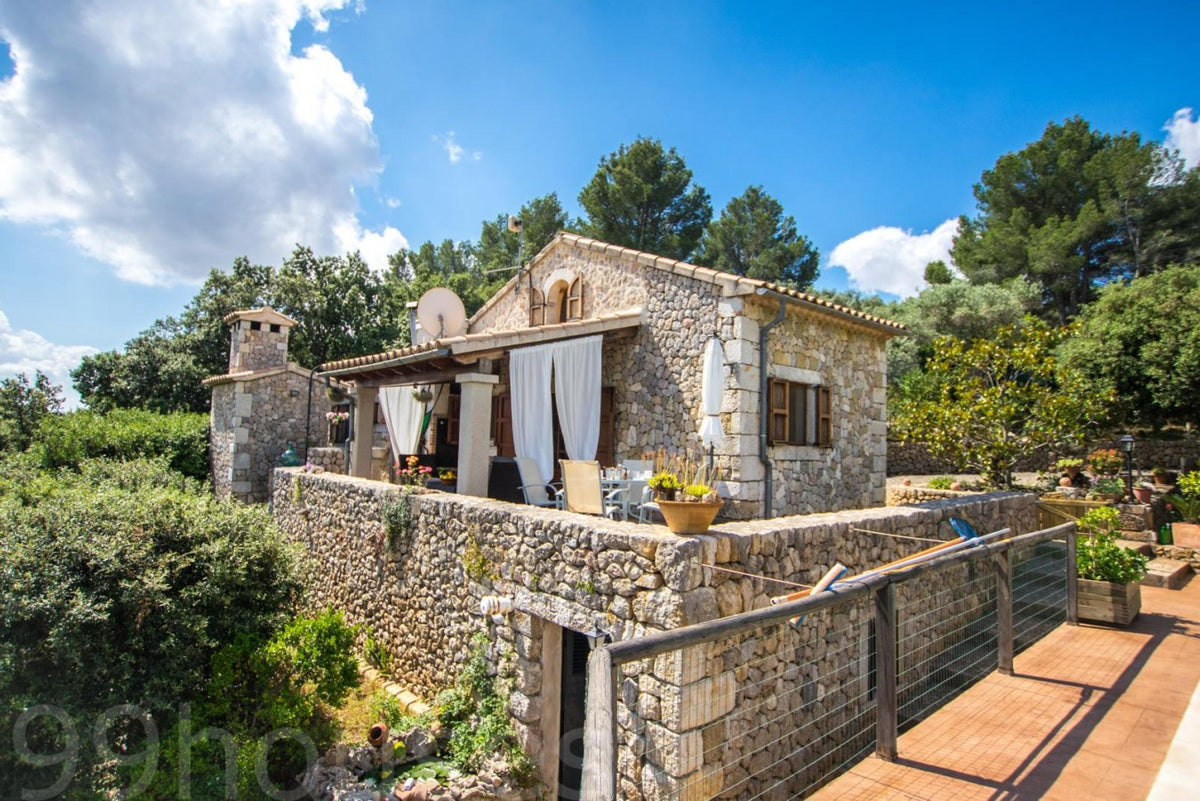 Finca Barrotot in Selva, Mallorca – Ansicht 4