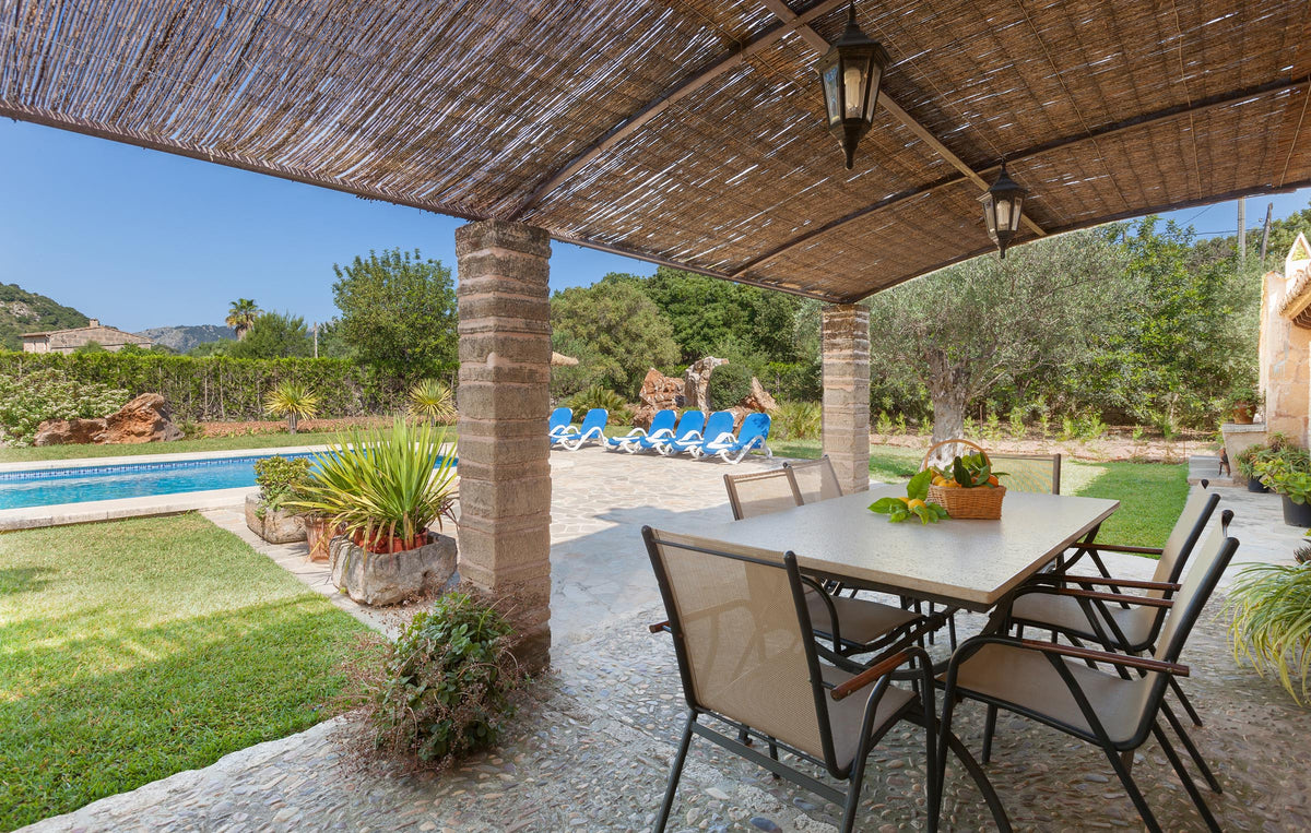 Pool der Finca Baturra bei Pollença, Mallorca