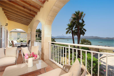 Terrasse der Finca Bellmar bei Alcúdia, Mallorca