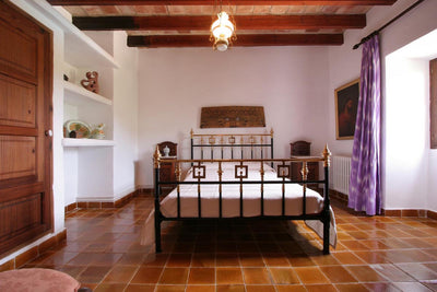 Schlafzimmer der Finca Can Besso bei Pollença, Mallorca