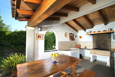 Grillbereich der Finca Can Maravella bei Pollença, Mallorca