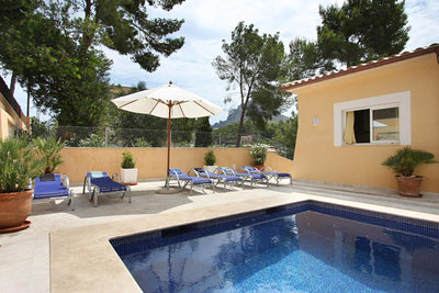 Pool der Finca Can Medina bei Cala Sant Vicenç, Mallorca
