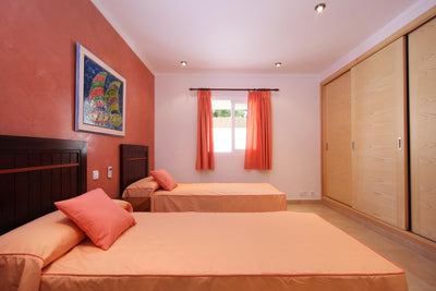 Schlafzimmer der Finca Can Medina bei Cala Sant Vicenç, Mallorca