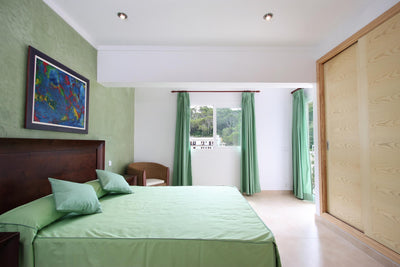 Schlafzimmer der Finca Can Medina bei Cala Sant Vicenç, Mallorca