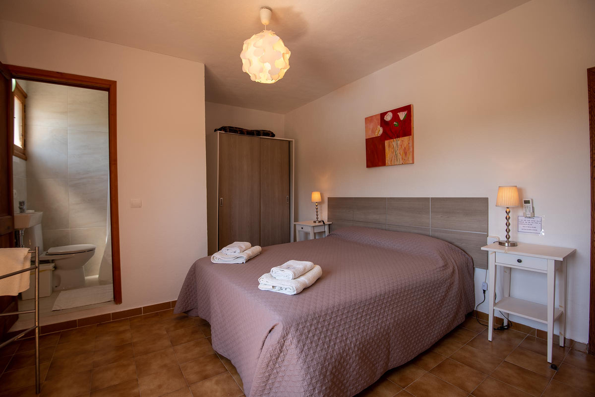 Schlafzimmer der Finca Celestia bei Pollença, Mallorca