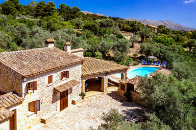 Pool der Finca Encinas bei Pollença, Mallorca